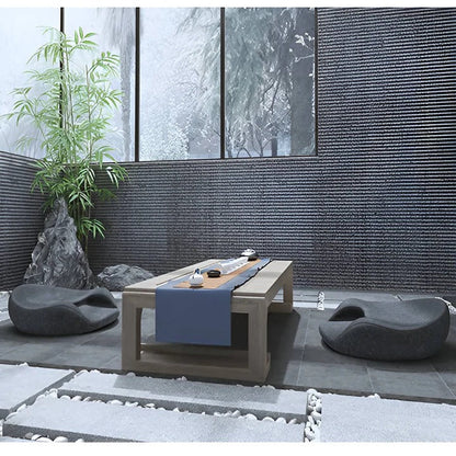 Zenora™ - Curved Support for Focused, Upright Sitting